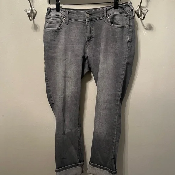 MAKE OFFER Banana Republic Factory Girlfriend Jeans Gray Denim Size 28/6 - Picture 2 of 14